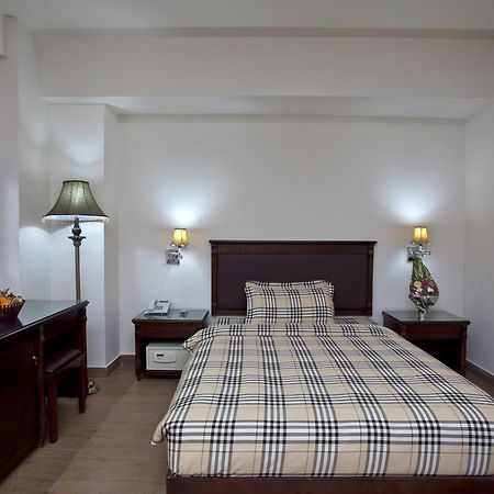 La Rose Hotel Sylhet Extérieur photo