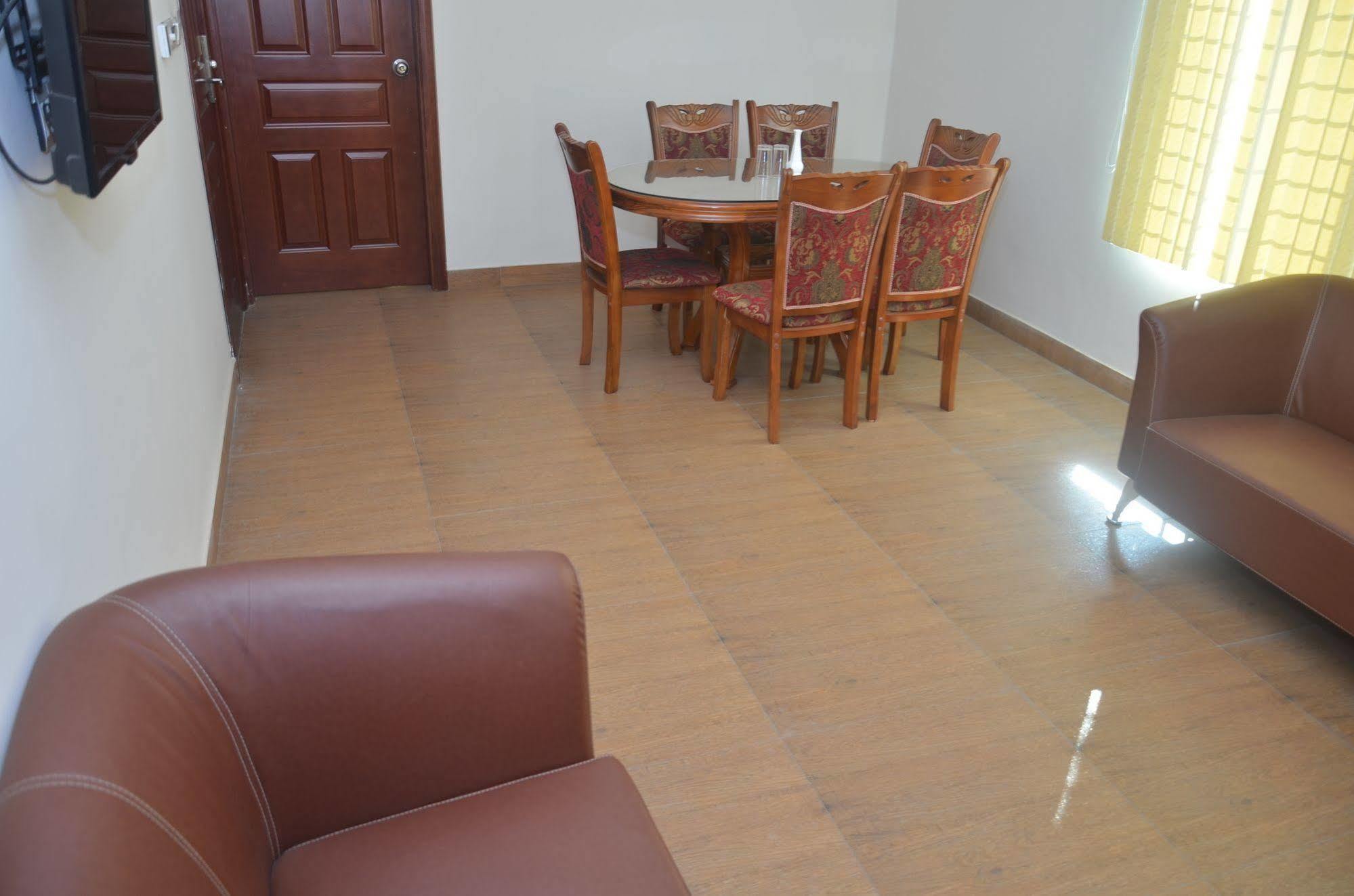 La Rose Hotel Sylhet Extérieur photo